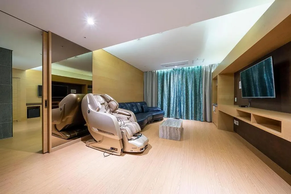 Business Design Hotel Luv Incheon 4*,  South Korea