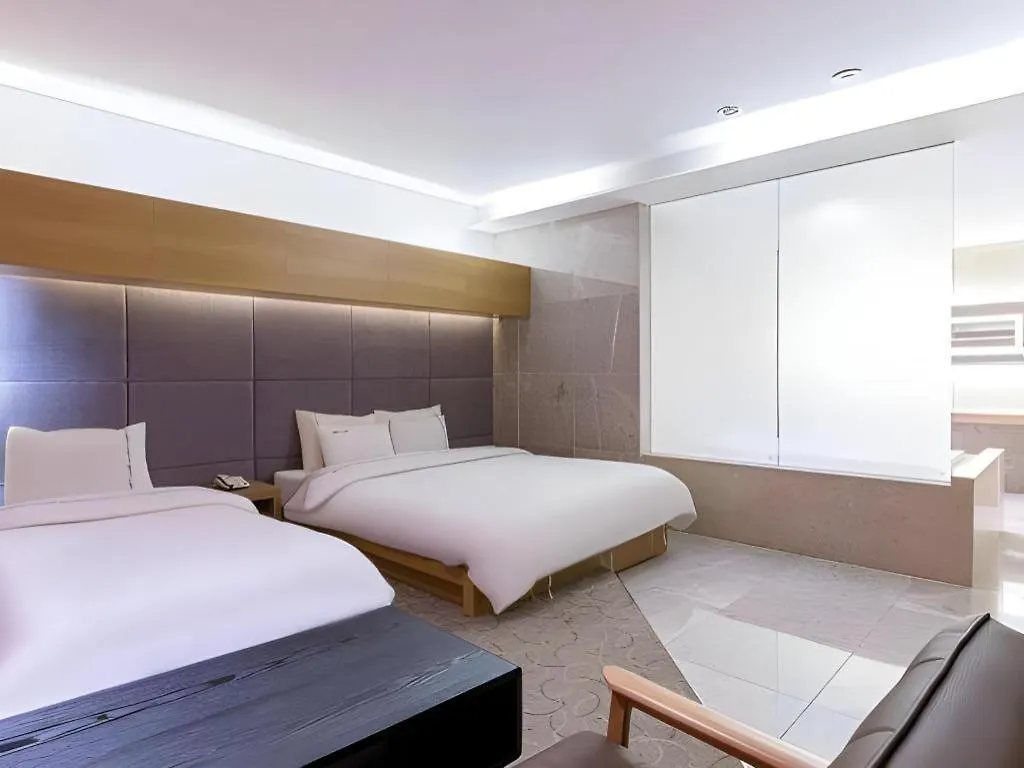 Business Design Hotel Luv Incheon Motel