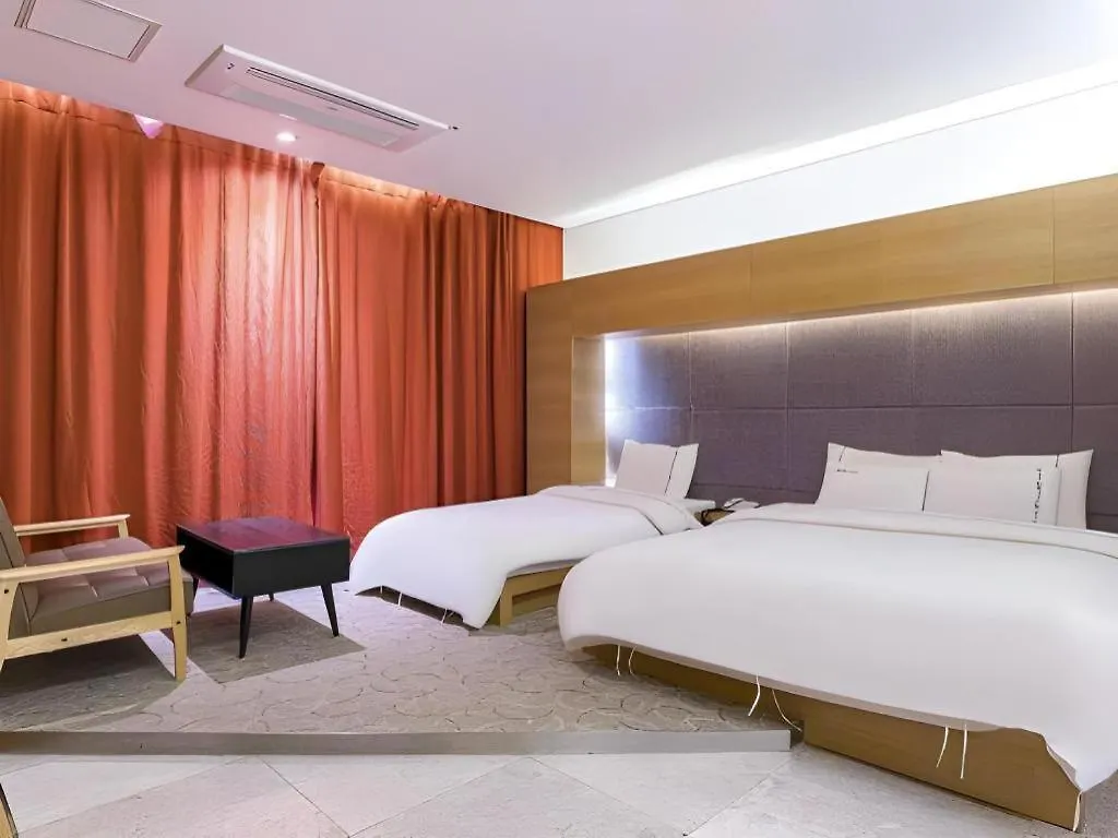 Business Design Hotel Luv Incheon 4*,