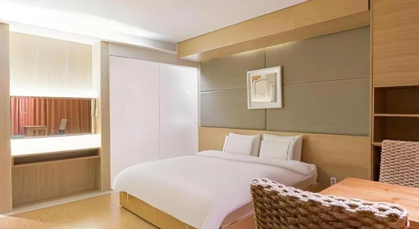 Business Design Hotel Luv インチョン広域市 4*,