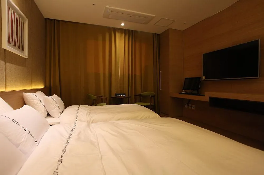 Business Design Hotel Luv インチョン広域市 4*,