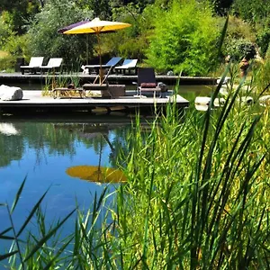 hostellerie-le-paradou.fr-provencehotel.com/