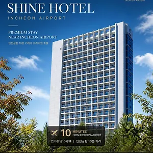 Shine Airport アパートホテル