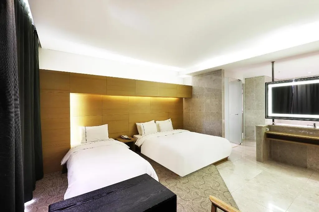 Business Design Hotel Luv Inczhon