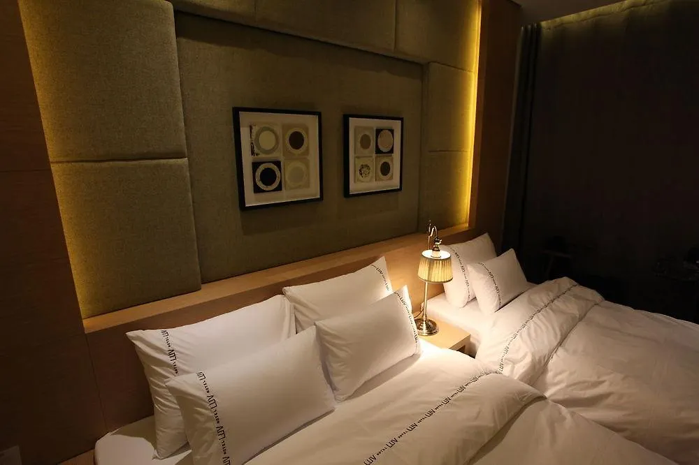 Business Design Hotel Luv Inczhon Motel