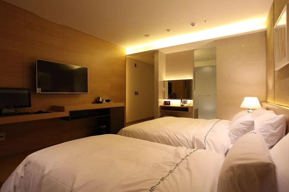 Business Design Hotel Luv Incheon 4*,  Korsel