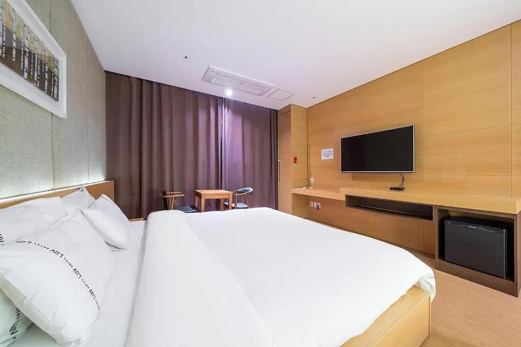Business Design Hotel Luv Incheon Motel