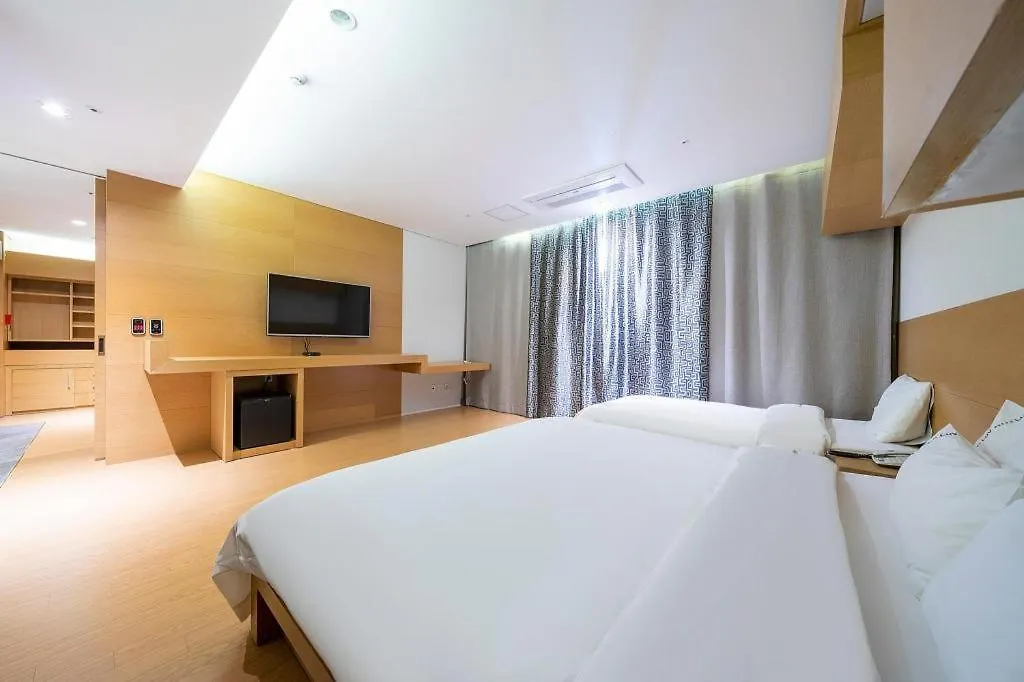 Business Design Hotel Luv Inchon