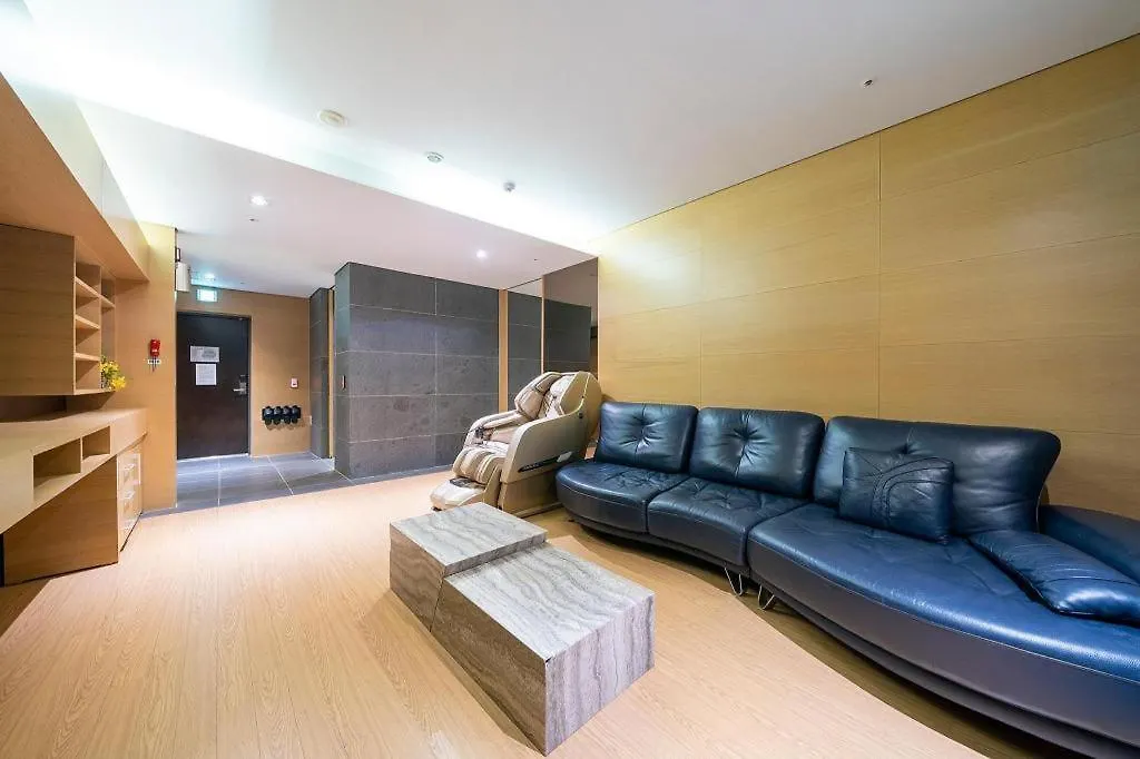 Business Design Hotel Luv Inchon 4*,