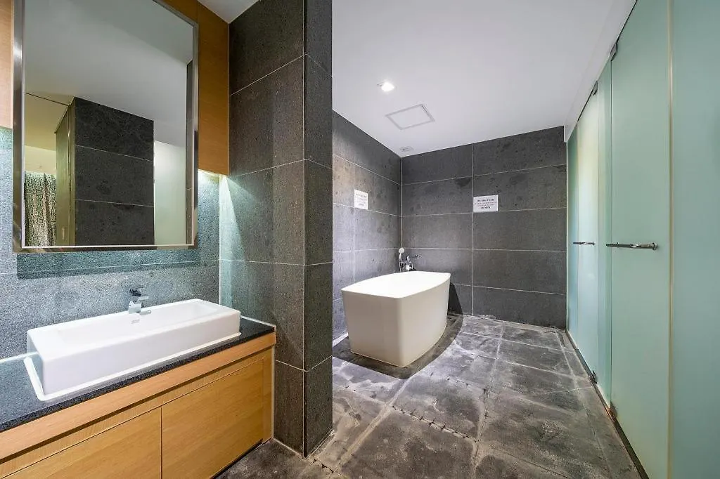 Business Design Hotel Luv Inchon